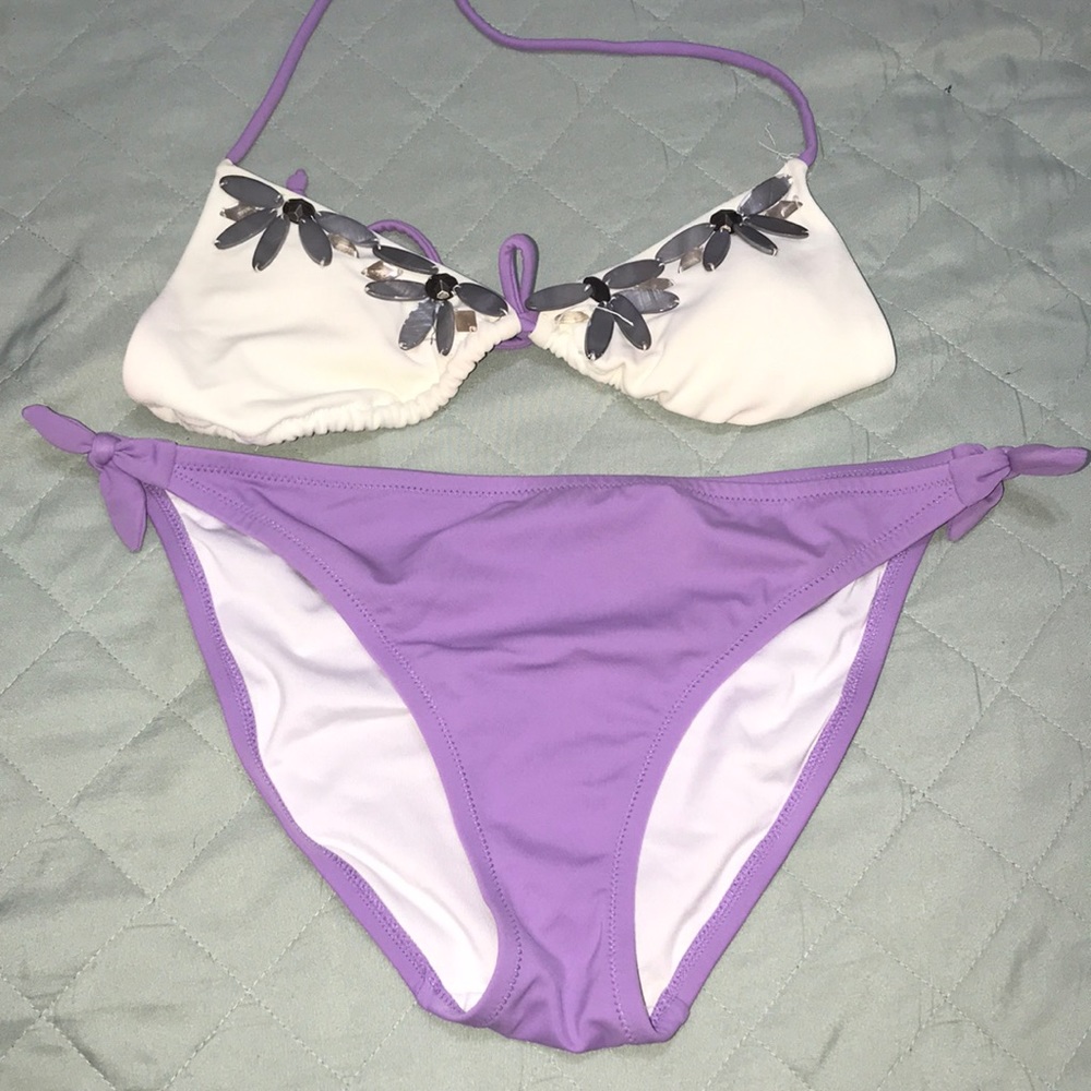 Victoria’s Secret swim